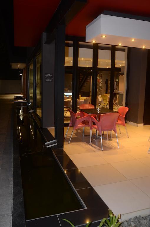 City Living Boutique Hotel Μπλουμφοντέιν Εξωτερικό φωτογραφία